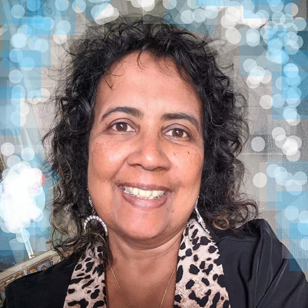 Surekha Raghavan - Red Thread Publishing